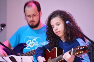 Escola de Música Notre Dame_Recital de Cordas-Percussão-e-Voz (27)