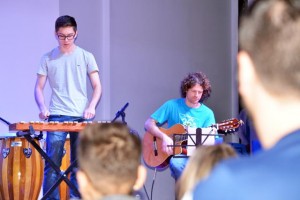 Escola de Música Notre Dame_Recital de Cordas-Percussão-e-Voz (58)