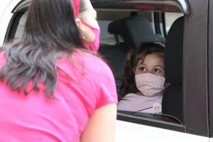 Colégio Notre Dame Passo Fundo_Drive-thru de Dia das Crianças - Educação Infantil (27)